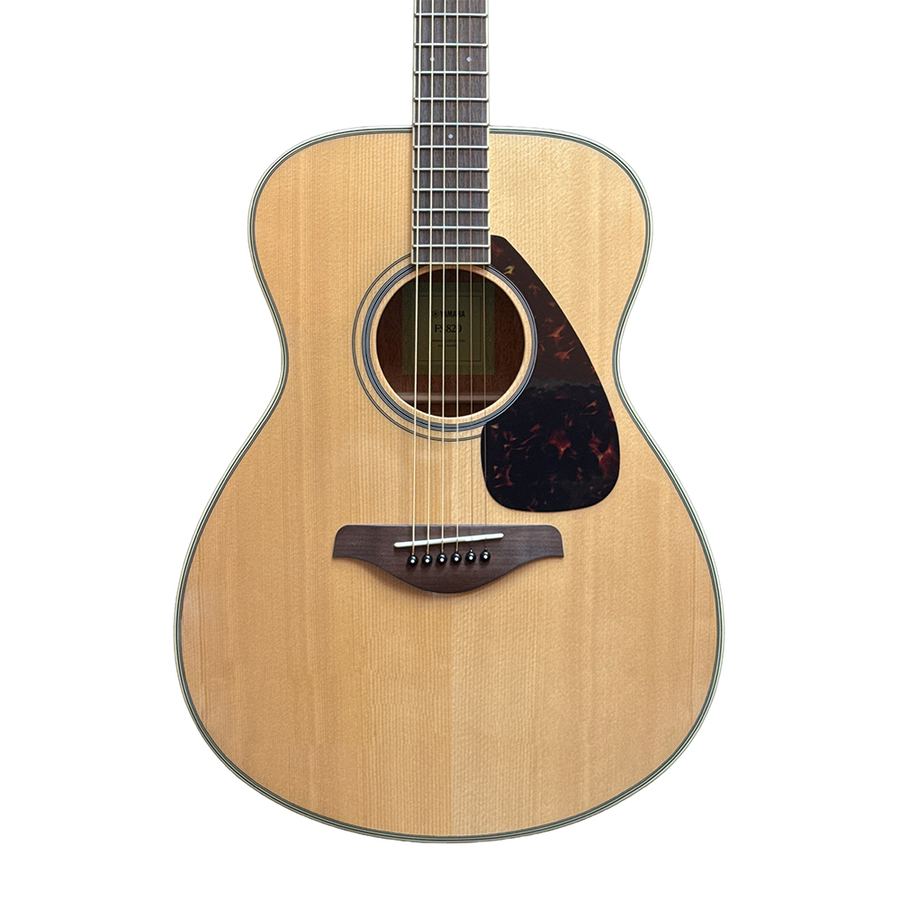 Yamaha FS820 Concert Acoustic Guitar