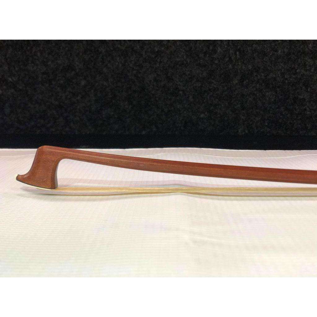 Otto Musica BFD115A44 *ARTINO* (Made in GERMANY) silver Pernambuco violin bow, octagonal, plain frog